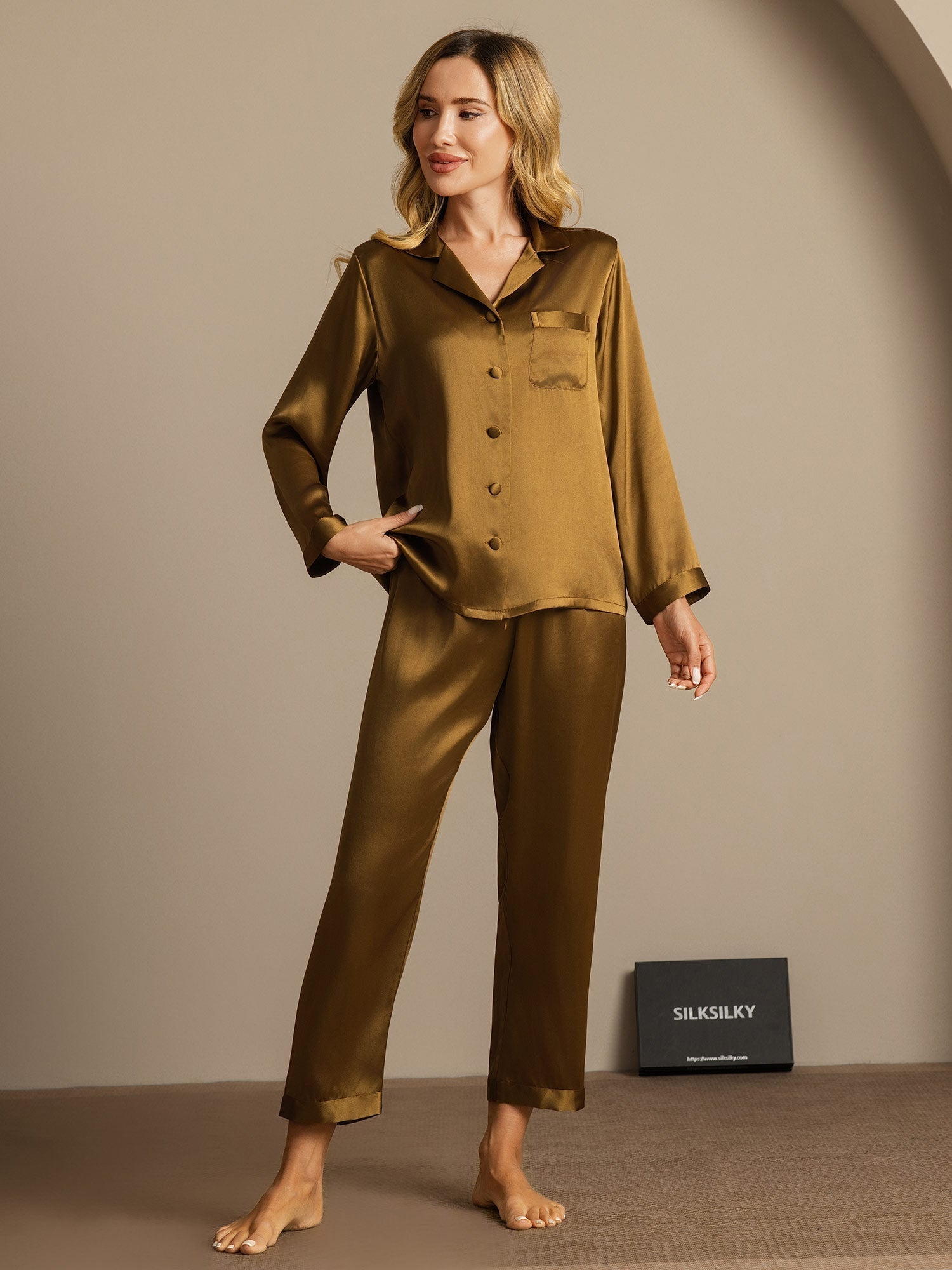 Women's Pure Silk Long Sleeve Pajamas Set