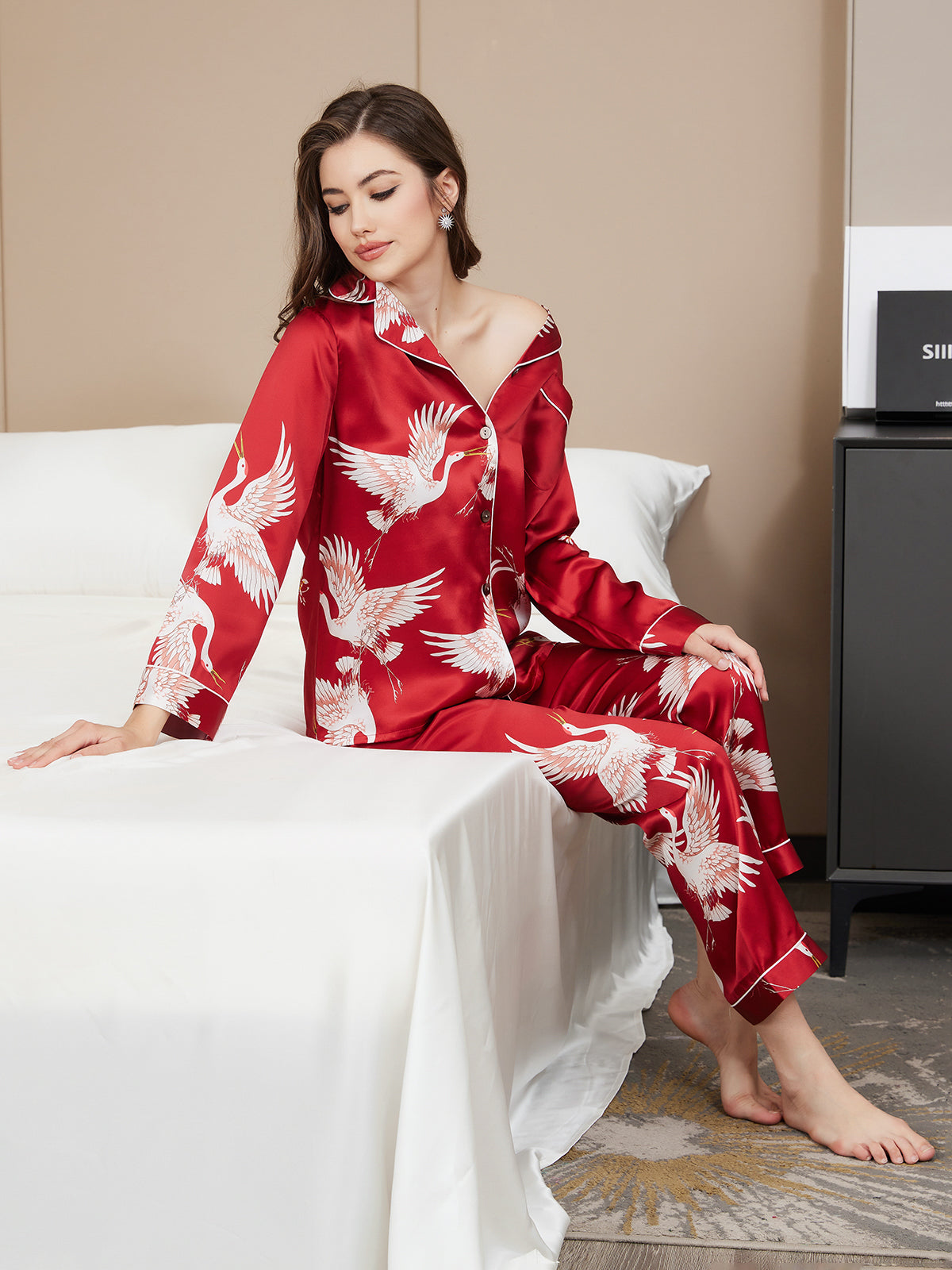 19Momme Women's Pure Silk Crane Print Long Sleeve Pajamas Set
