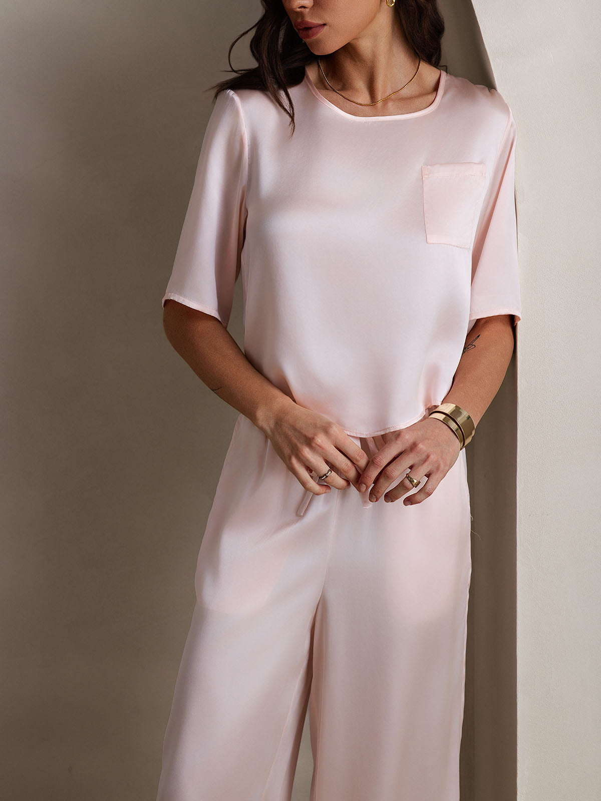 Women's Pure Silk Half Sleeve Round Neck Pajamas Set