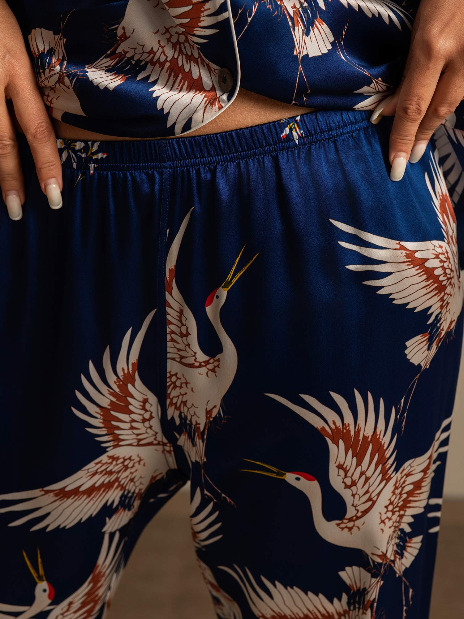 19Momme Women's Pure Silk Crane Print Long Sleeve Pajamas Set